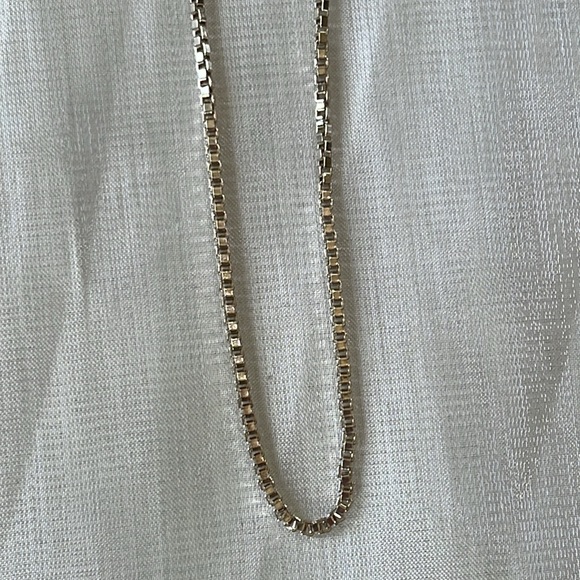 Italian Sterling Silver 16” Box Chain Necklace, Stamped 925 AGI - Picture 3 of 8